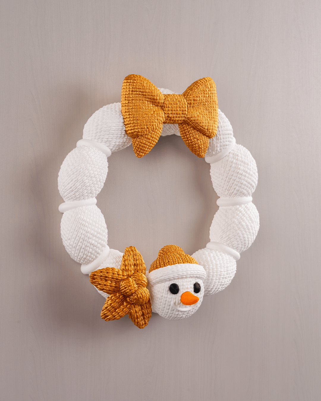 ❄️ Frosty's Greeting Wreath – Cozy Holiday Cheer in Every Loop!