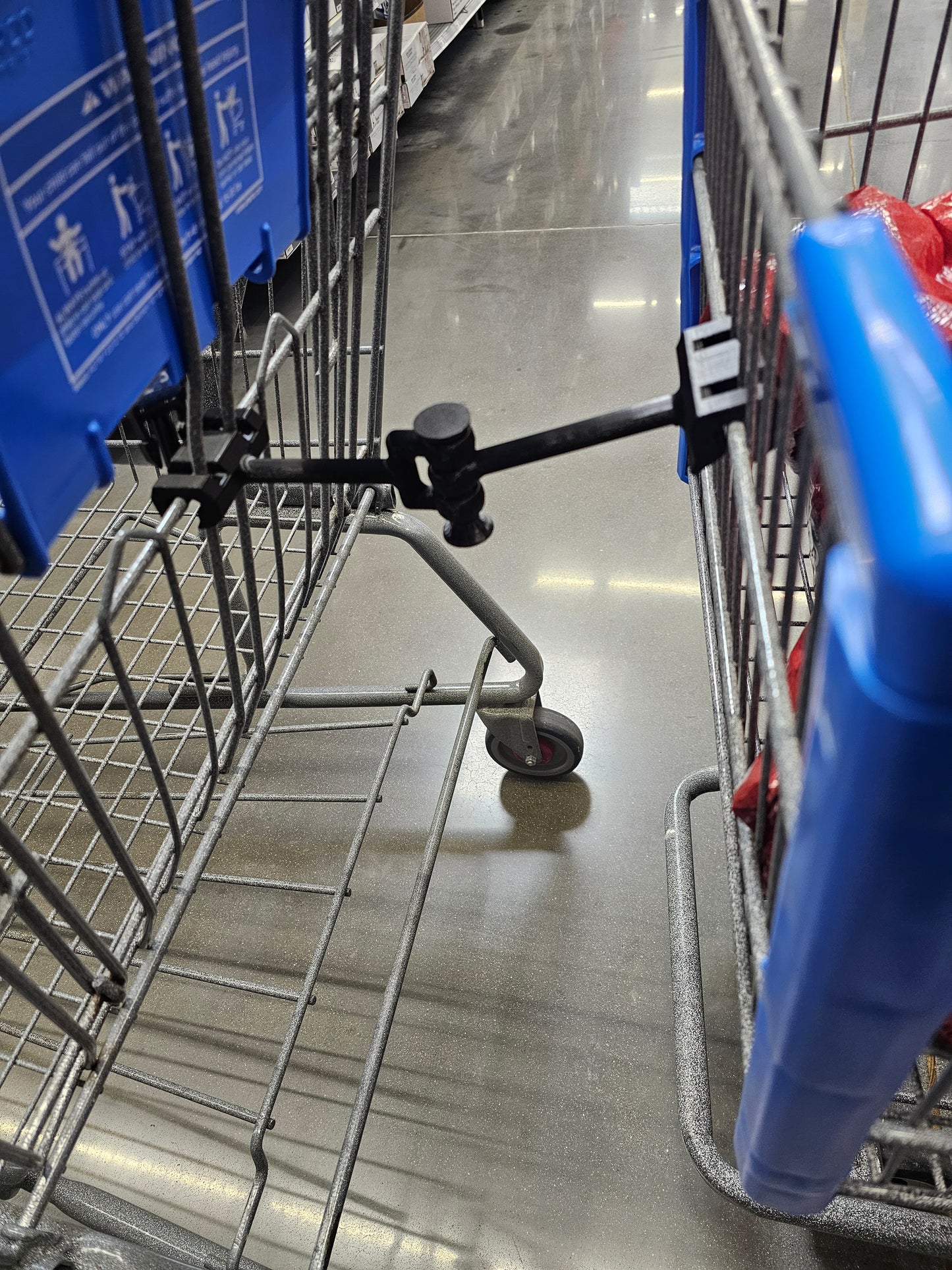 KartKlip™ – Universal Shopping Cart Connector for Parents & Shoppers (Patent Pending)