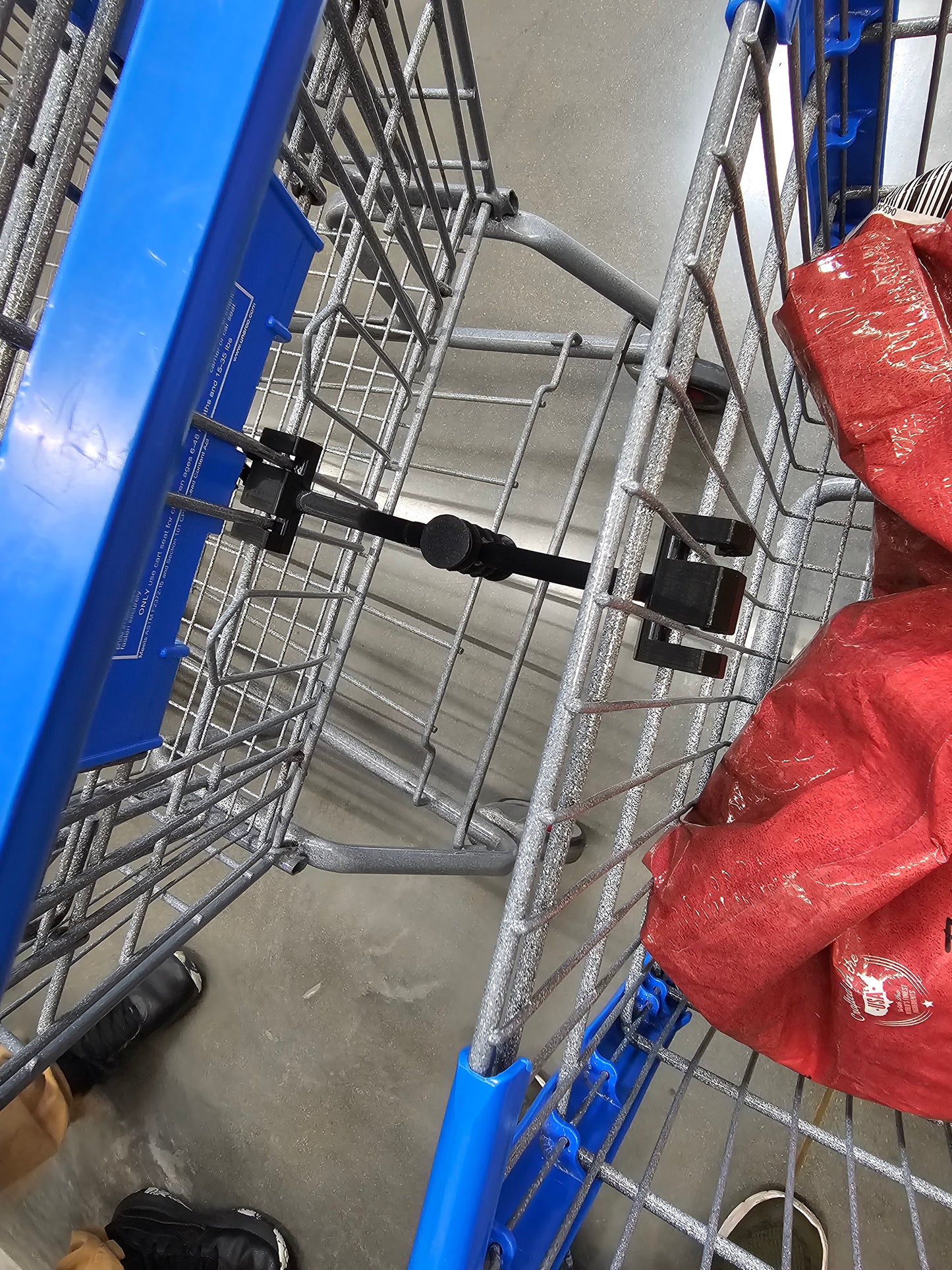 KartKlip™ – Universal Shopping Cart Connector for Parents & Shoppers (Patent Pending)