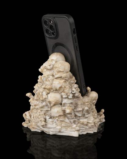 Bone Throne Phone Holder – All-White Skull Stand | 3D Printed Desk & Gaming Decor