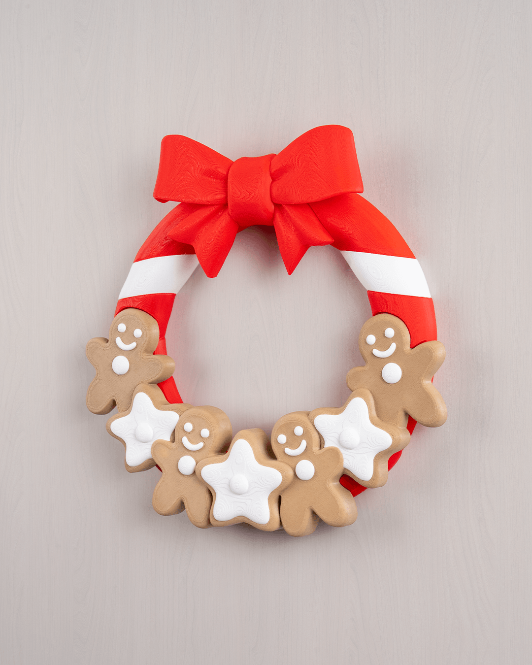 Doorlicious Gingerbread Wreath – Holiday Cookie Delight