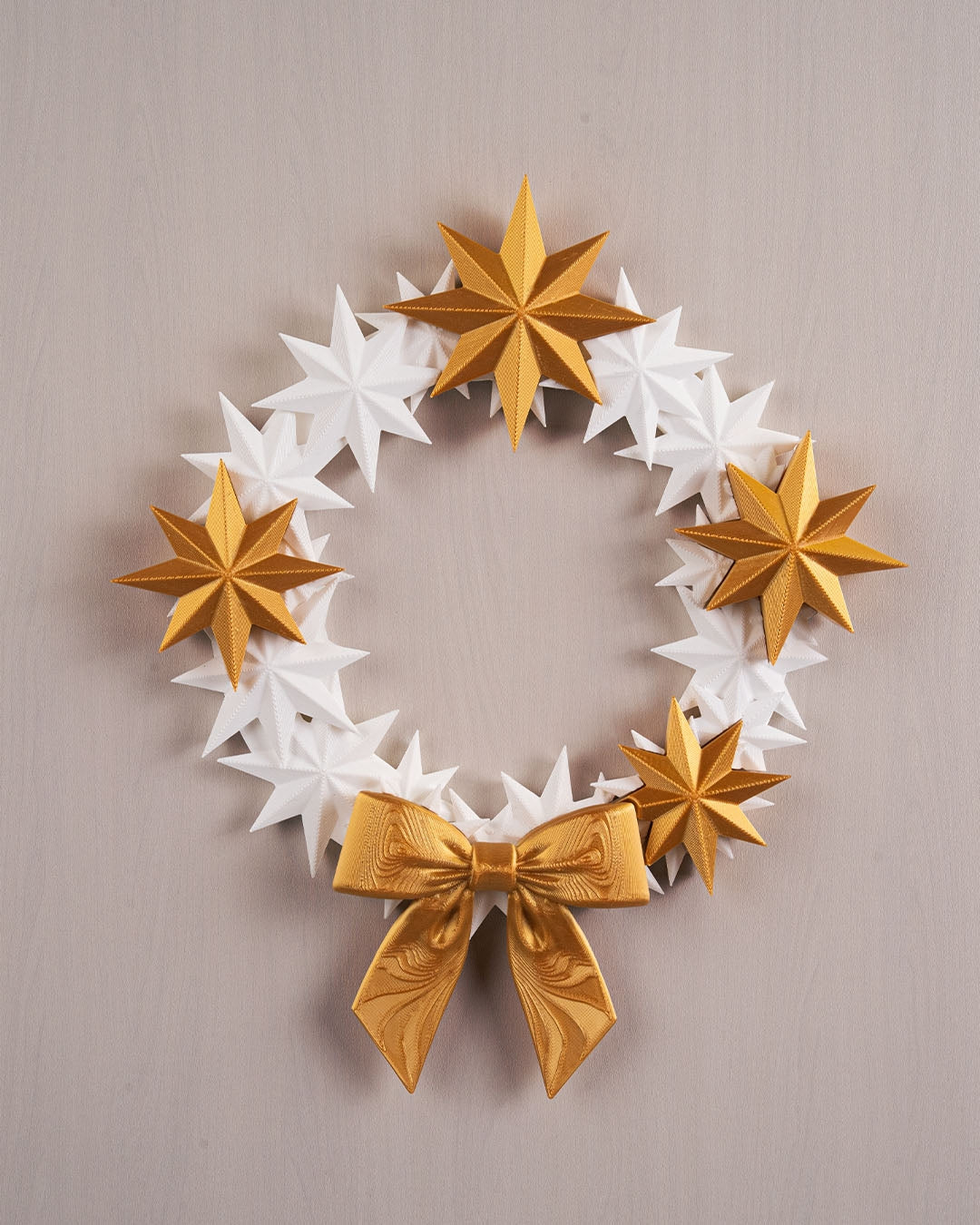 ✨ Twinkle Entry Wreath – Holiday Gold Edition