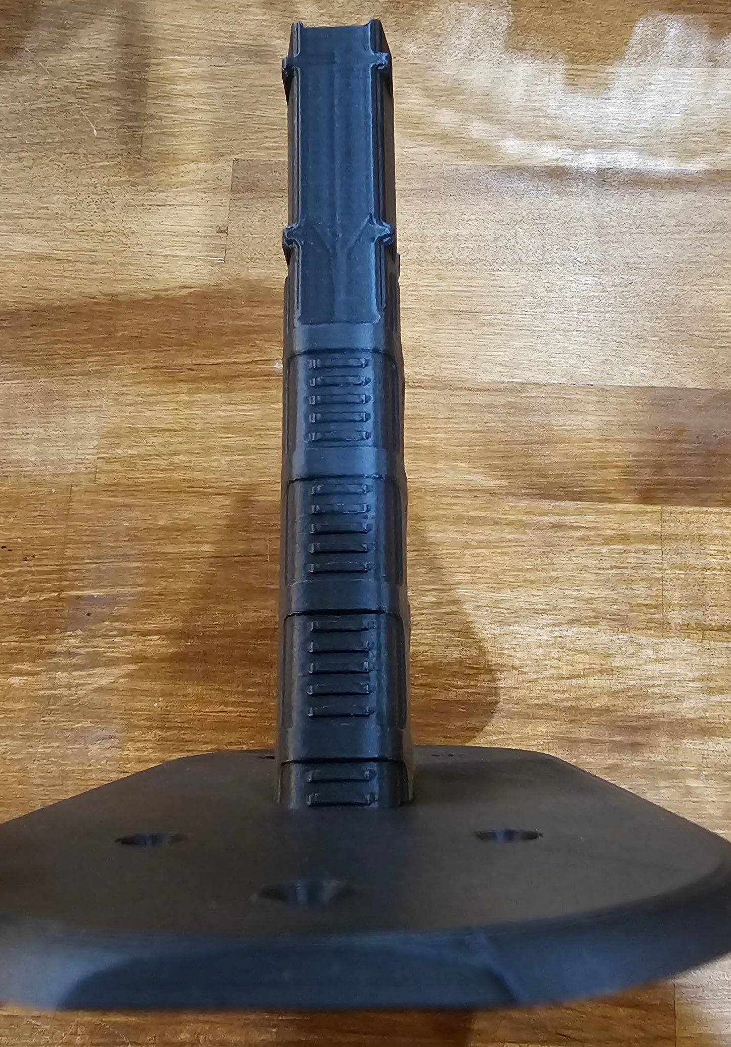 Rifle Display Stand (Magazine Style) – Freestanding or Wall Mount